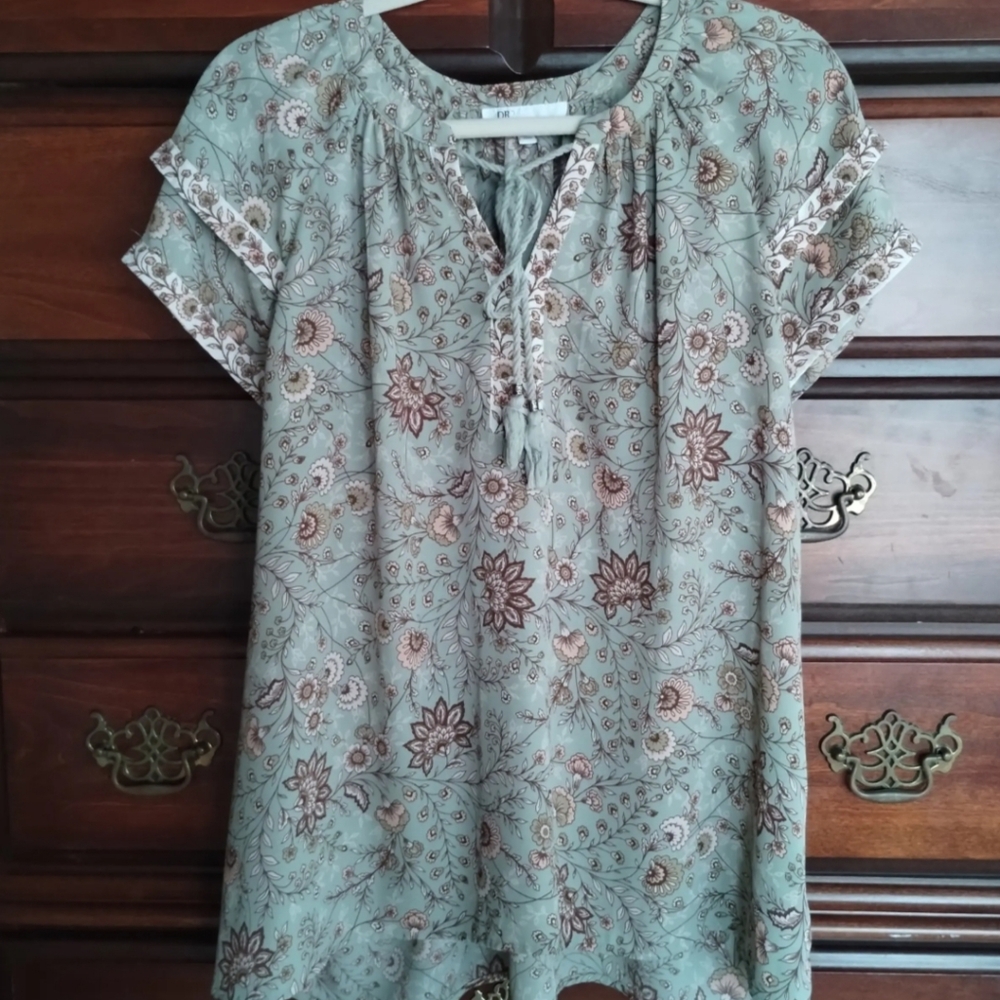 DR2 Floral Print Women's Top - Green and Peach